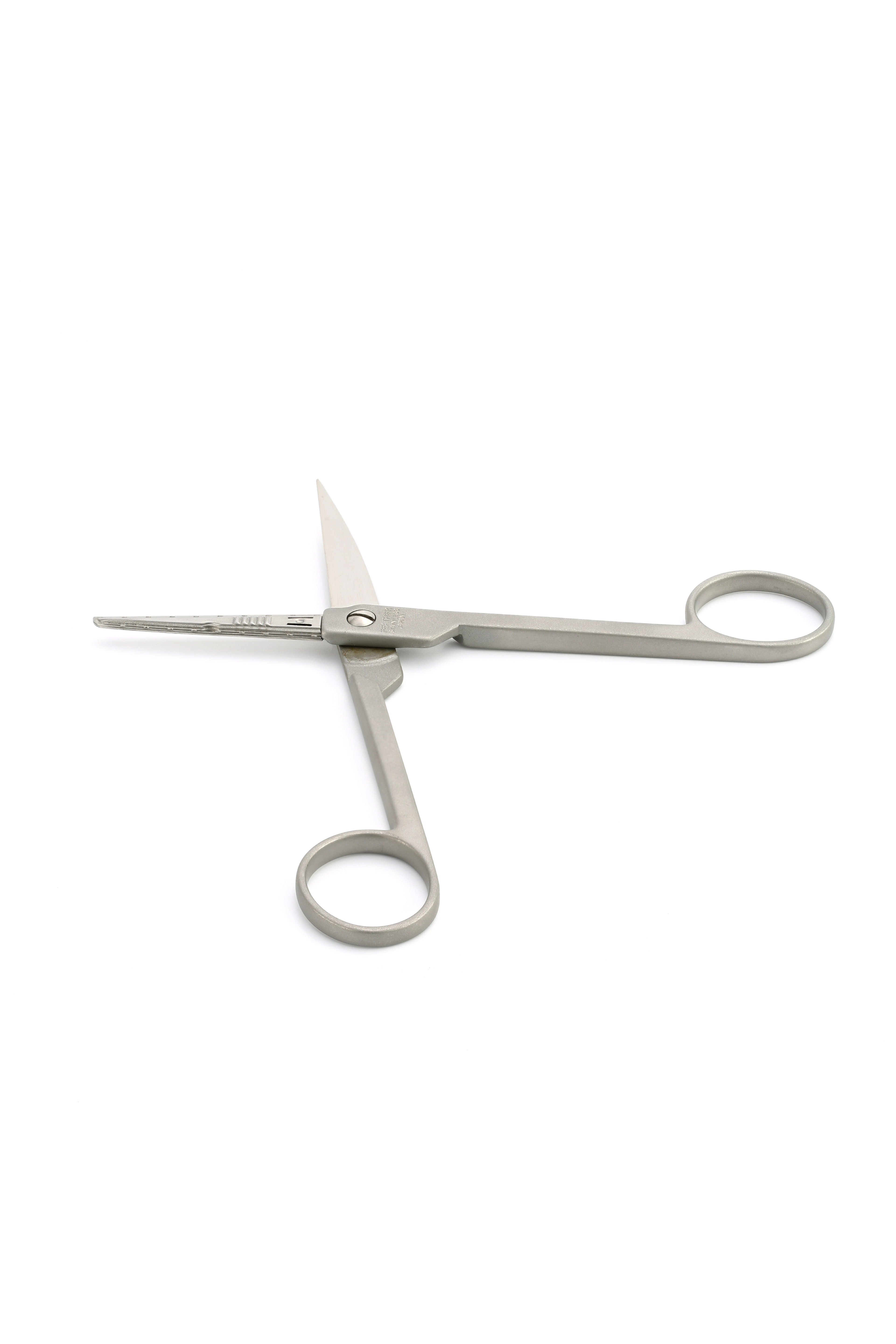 Grossing Tools Scissors