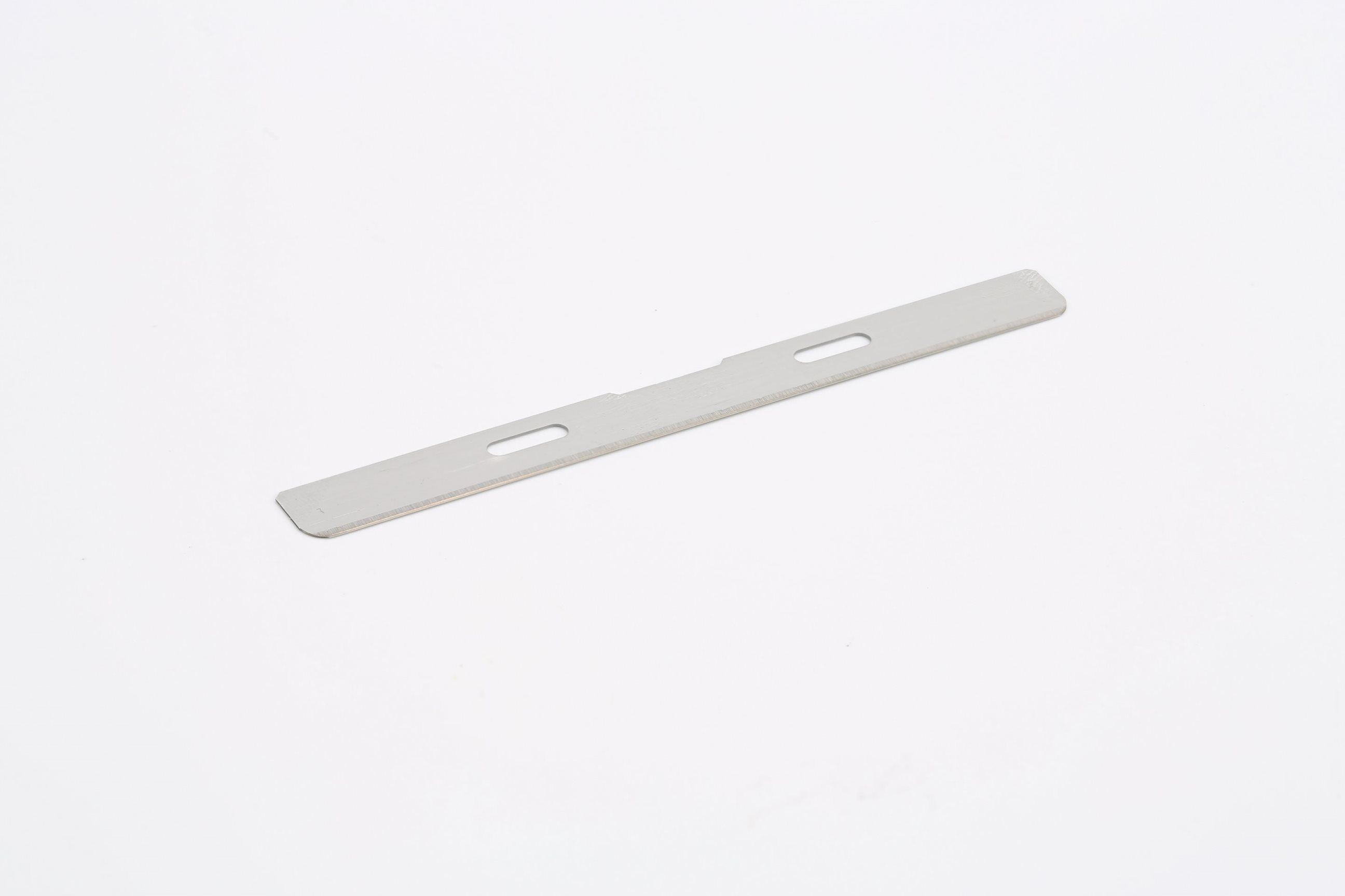 Thin Ribbon Tissue Blade